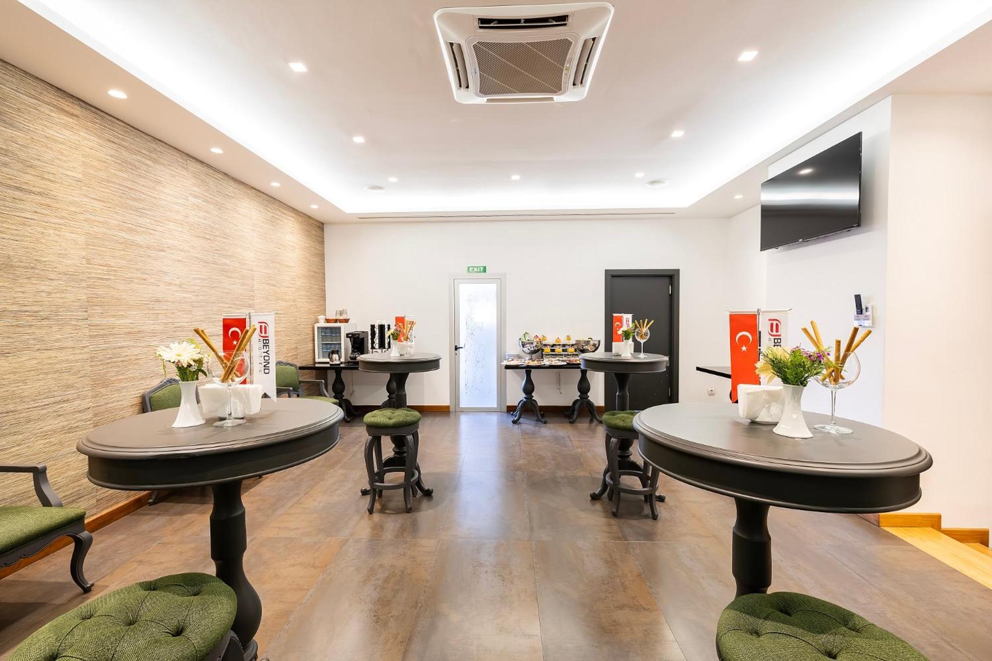 Beyond 4* İzmir